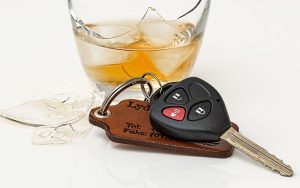Υποχρεωτικό σύστημα ανίχνευσης αλκοόλ στον οδηγό σε όλα τα οχήματα θέτει η ΕΕ – Δείτε το νέο Ποινικό Κώδικα