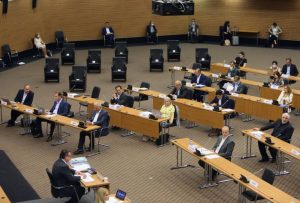 Στην Ολομέλεια της Βουλής οδηγείται η Πρόταση Νόμου για προστασία πληροφοριοδοτών σε θέματα διαφθοράς