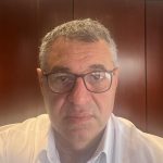 φωτογραφία προφιλ του συγγραφέα